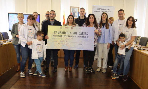 el-ayuntamiento-de-vila-real-y-el-villarreal-cf-entregan-1-610-euros-a-vilatea-para-la-recaudacion-solidaria-de-cap-d-any
