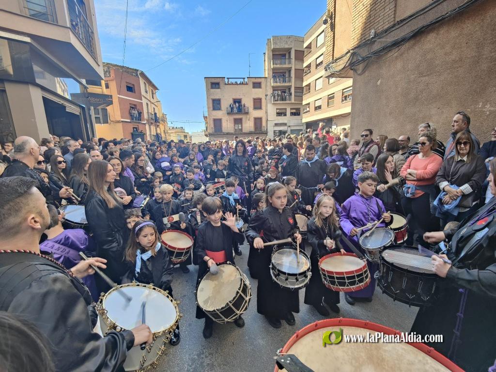 L'Alcora rende homenatge a Melchor Paus amb la Rompida de l'Hora i m?s de mil tambors