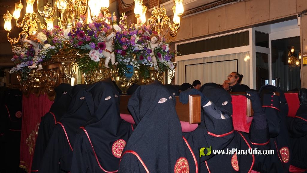 El silenci i la devoci? marquen la Process? del Sant Enterrament a Borriana