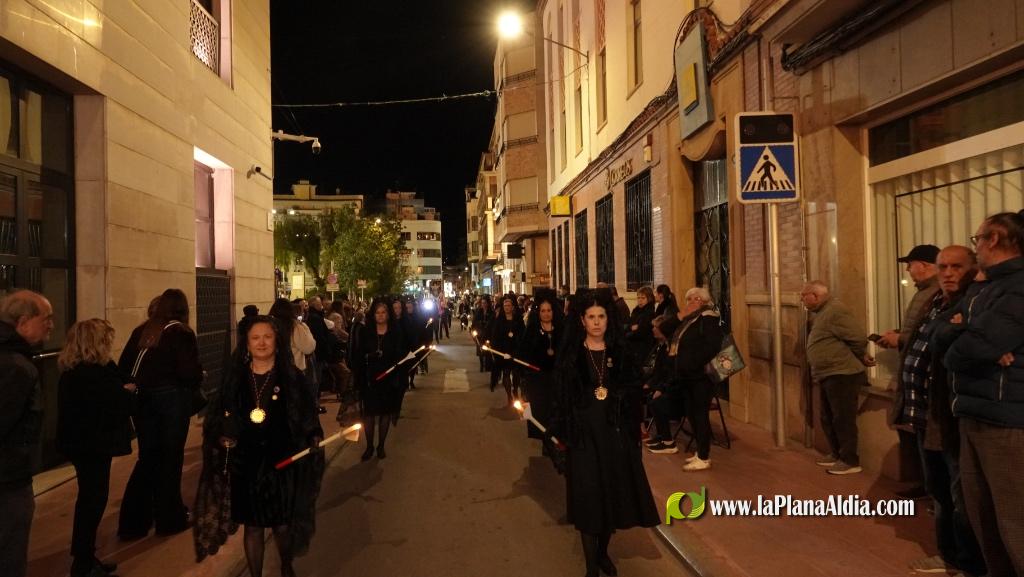 El silenci i la devoci? marquen la Process? del Sant Enterrament a Borriana