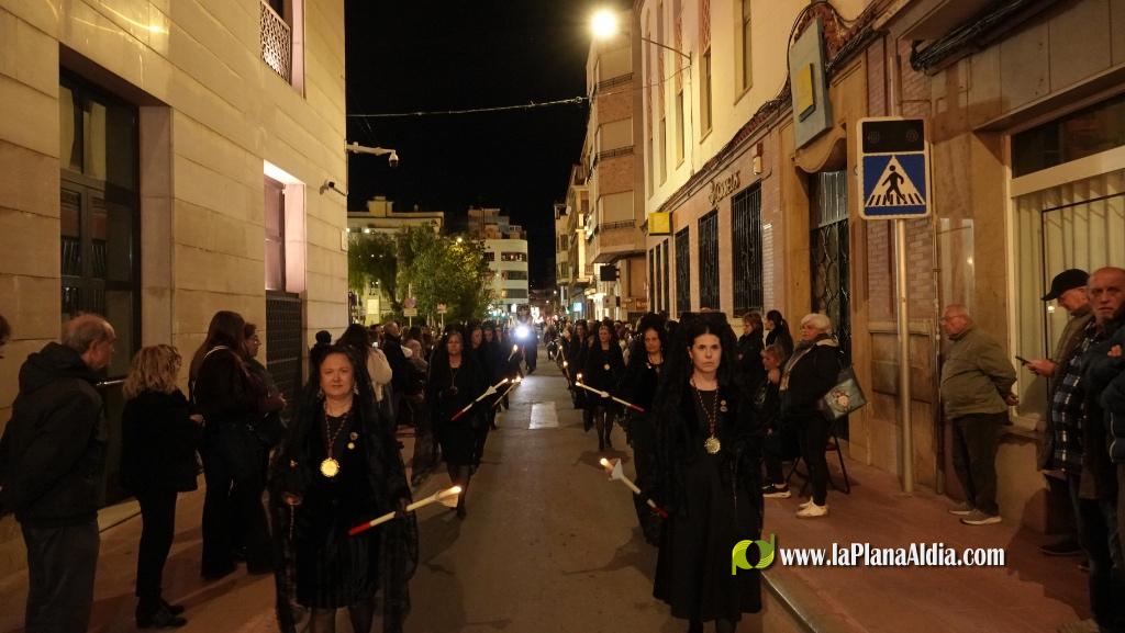 El silenci i la devoci? marquen la Process? del Sant Enterrament a Borriana