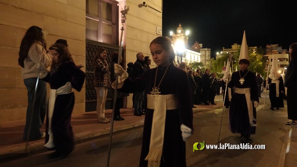 El silenci i la devoci? marquen la Process? del Sant Enterrament a Borriana