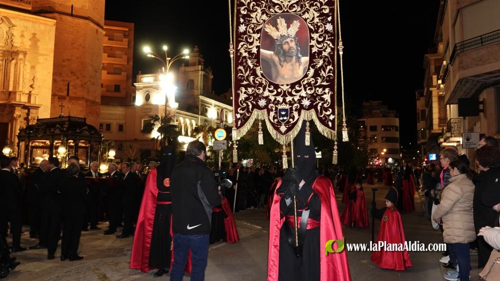 El silenci i la devoci? marquen la Process? del Sant Enterrament a Borriana