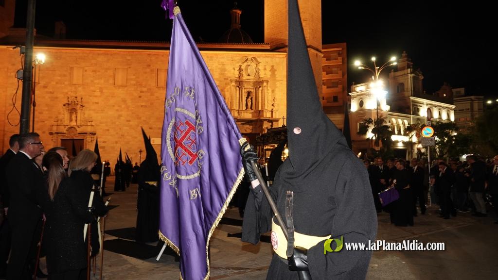 El silenci i la devoci? marquen la Process? del Sant Enterrament a Borriana