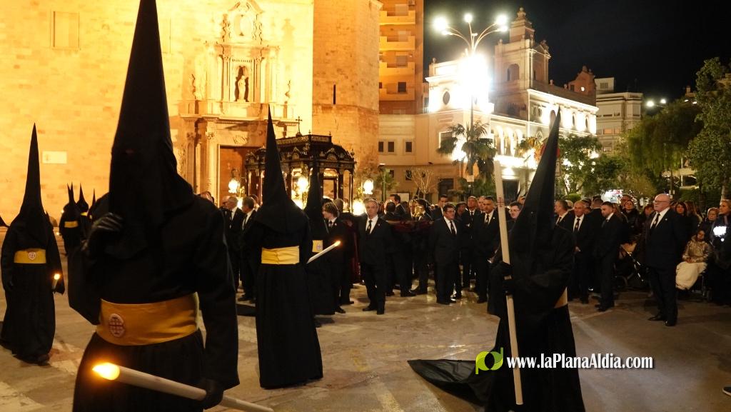 El silenci i la devoci? marquen la Process? del Sant Enterrament a Borriana