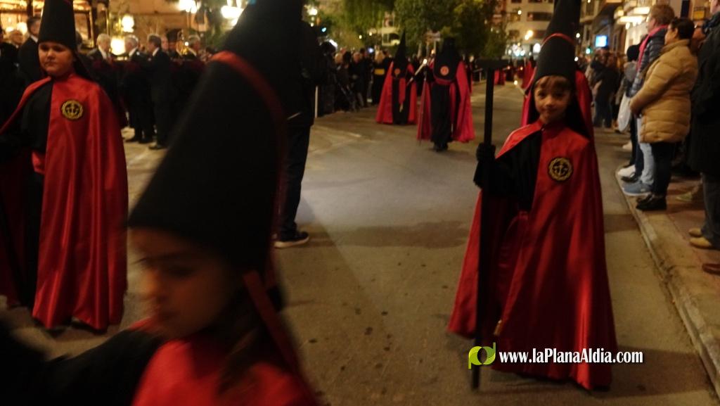 El silenci i la devoci? marquen la Process? del Sant Enterrament a Borriana