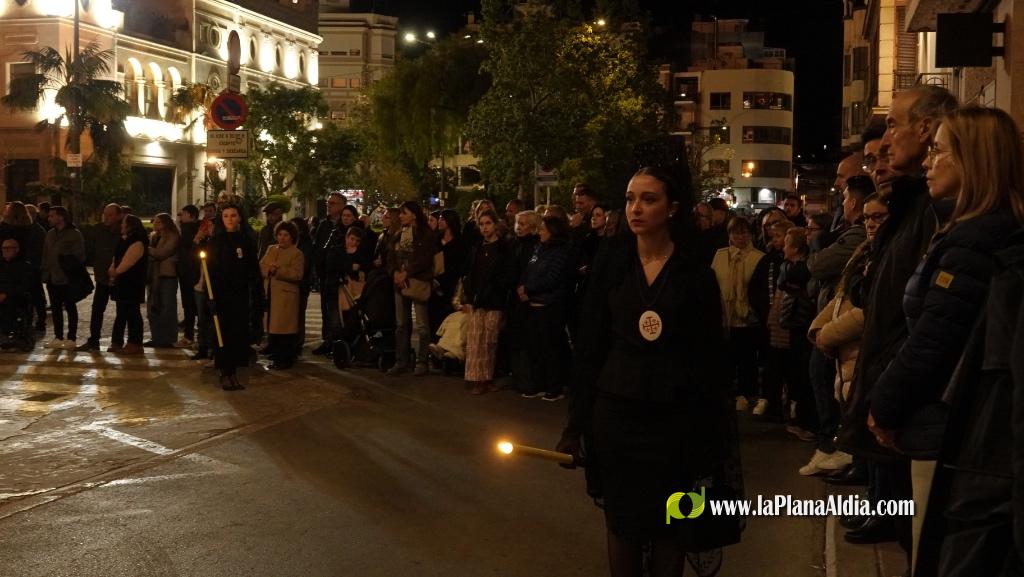 El silenci i la devoci? marquen la Process? del Sant Enterrament a Borriana