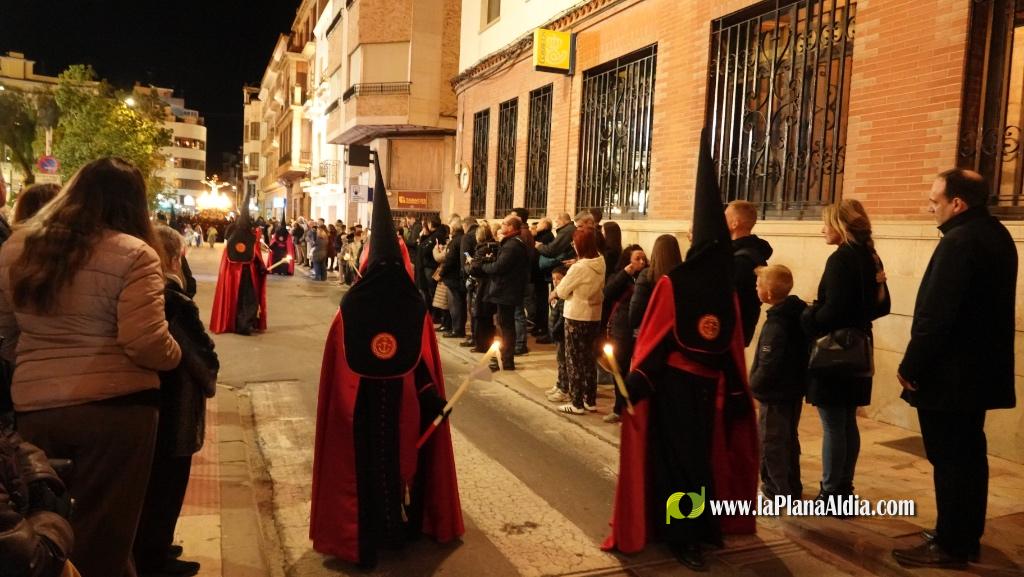 El silenci i la devoci? marquen la Process? del Sant Enterrament a Borriana