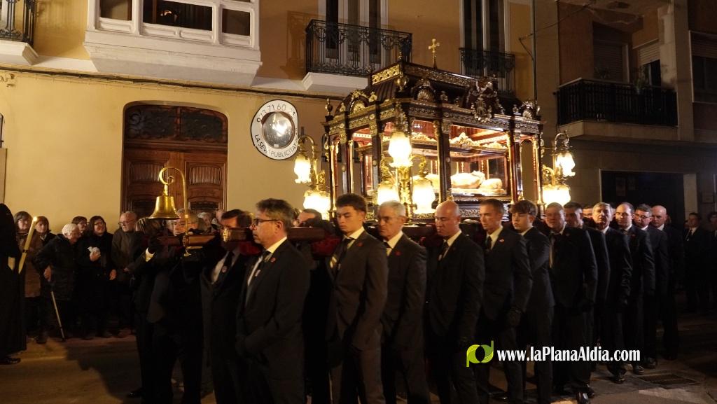 El silenci i la devoci? marquen la Process? del Sant Enterrament a Borriana