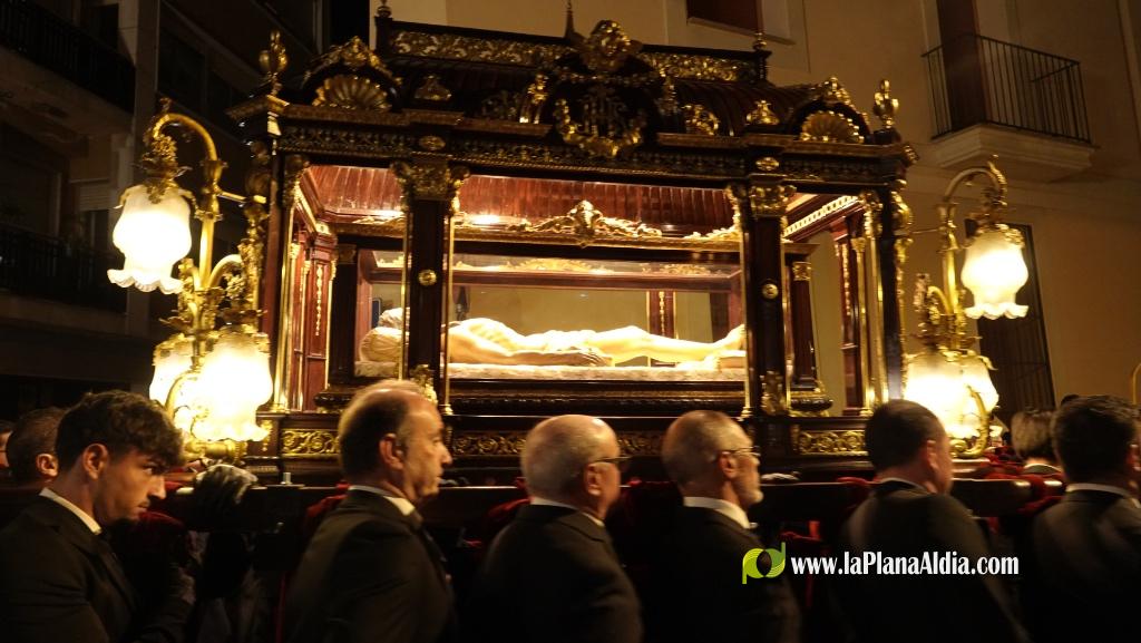 El silenci i la devoci? marquen la Process? del Sant Enterrament a Borriana