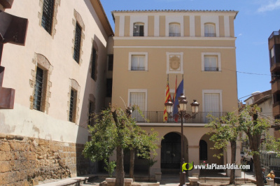 benassal-invertira-mas-de-30-000-euros-en-mejorar-la-accesibilidad-del-consistorio