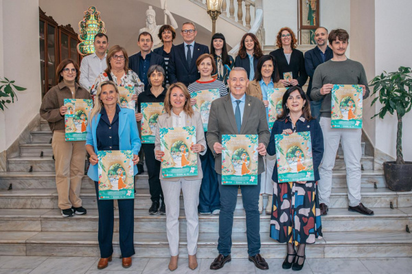 Juan del Val, Santiago Posteguillo y Elsa Punset encabezan la Fira del Llibre en el Parque Ribalta; Castell�n bate r�cord de 28 casetas y m�s de 180 autores