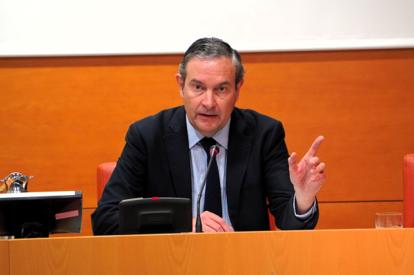 Pastor vincula a Morant y �balos con esc�ndalos de corrupci�n y machismo en el PSOE