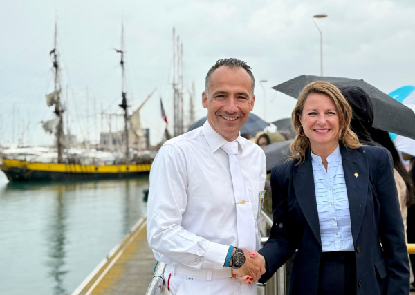 la-novedosa-batalla-naval-conquista-al-publico-en-la-jornada-dominical-de-escala-a-castello