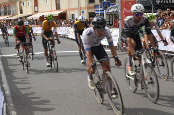 moncofa-vuelve-a-ser-meta-internacional-con-la-volta-castello-y-la-uci-nations-cup-junior