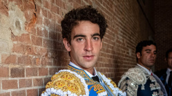 � Punt retransmetr� dues corrides de toros de la Fira d'Abril de Sevilla