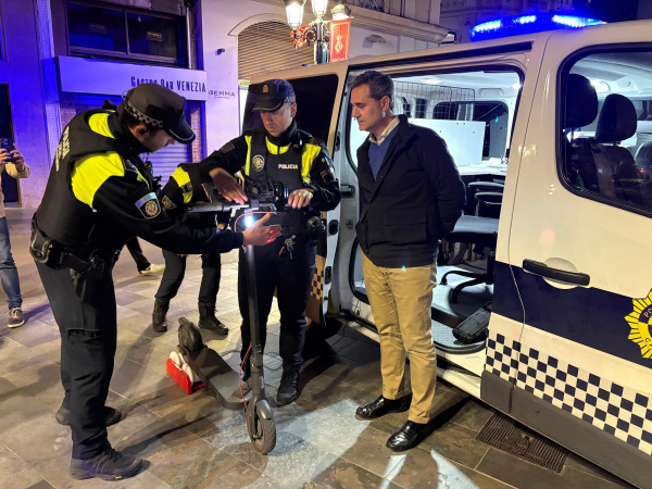 Castell�n refuerza el control de patinetes con un segundo dispositivo de medici�n de velocidad