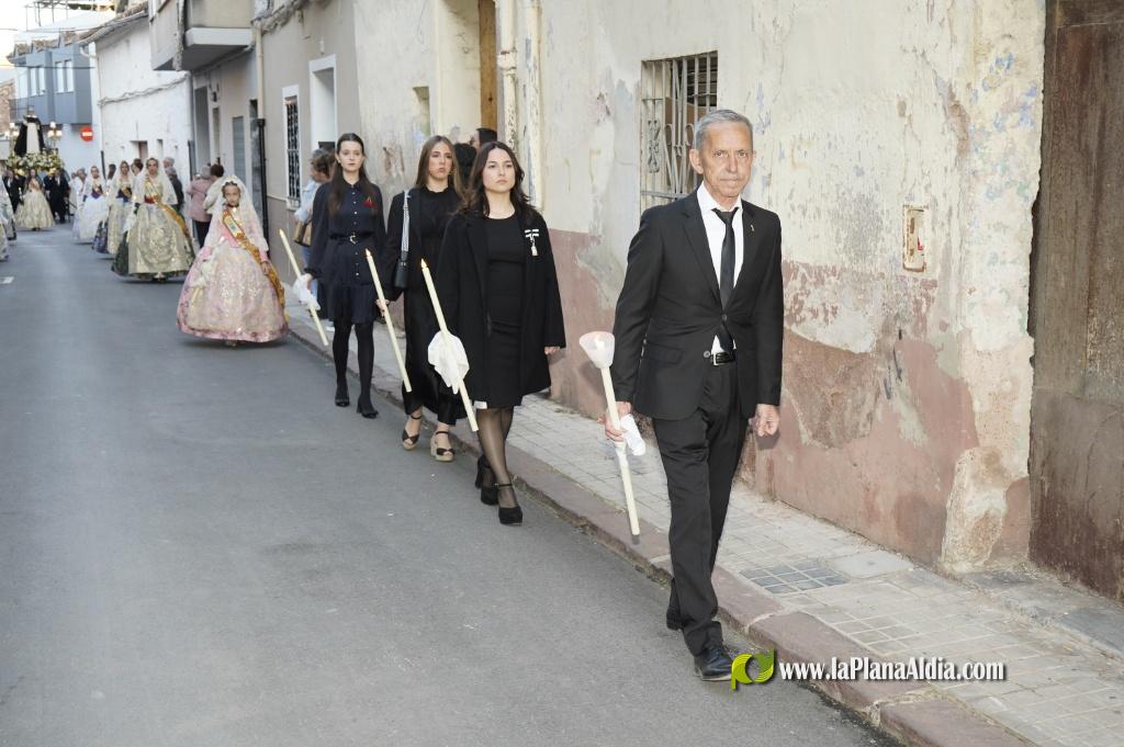 La Vall celebra la process? en honor a Sant Vicent