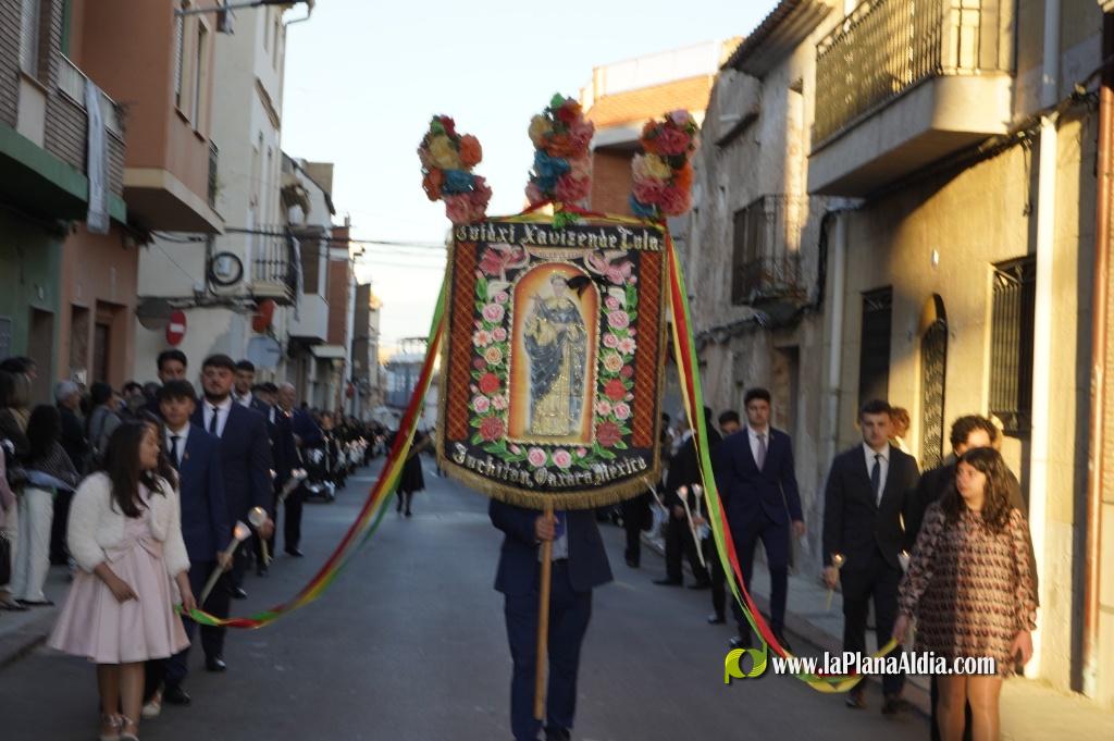 La Vall celebra la process? en honor a Sant Vicent