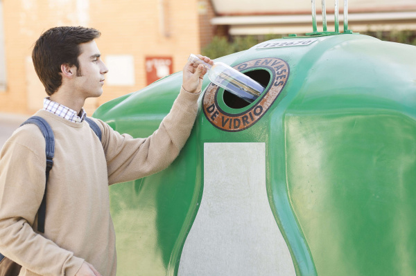 La Comunitat Valenciana recoge 116.441 toneladas de envases de vidrio en la recogida selectiva y sit�a el contenedor verde en 17,5 kg por habitante