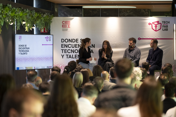 CEEI Castell�n impulsa la innovaci�n con IA en una jornada de Tech FabLab