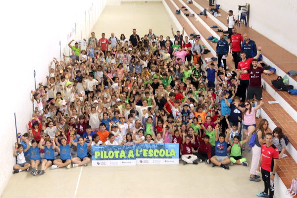 Ontinyent acoge la tercera Trobada de Pilota a l'Escola 2026