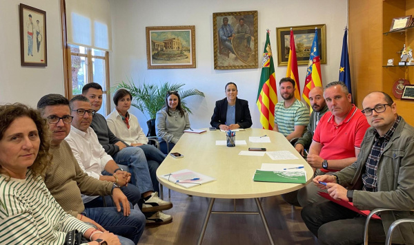 La Cavalcada de la Mar busca recuperar su esencia marinera en las fiestas de Sant Pere del Grau