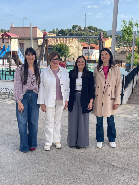 La subdelegada del Gobierno en Castell�n visita Benafer para impulsar la cuarta edici�n de Ineco RuralTIC