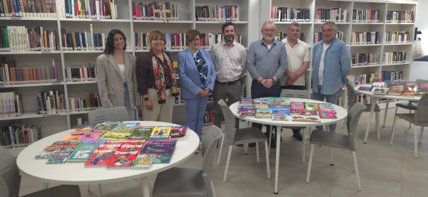 garcia-valls-visita-la-biblioteca-municipal-de-borriol-en-el-dia-del-libro-para-impulsar-la-lectura-en-municipios
