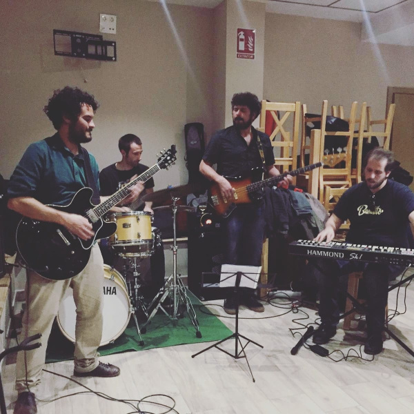 Is�steles Estudi de Burriana cierra abril con jam session y presentaci�n del festival Maig di Gras