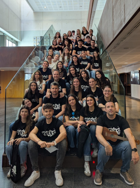 M�s de 250 j�venes llenan el Paranimf de la UJI con ukeleles, percusi�n corporal y creatividad en el proyecto TU K�?