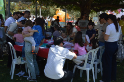 L'�ltima jornada de la Fira del Llibre tanca amb concerts i firmes al jard� Jaume I