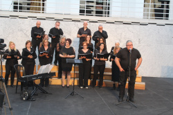 La uni� de veus marca l'emotiu concert Encontres 2026 en el CMC La Merc� de Borriana