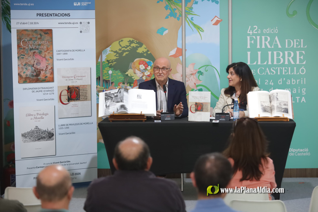 La Universitat Jaume I presenta en la Fira del Llibre de Castell� tres publicacions de Vicent Garc�a Edo