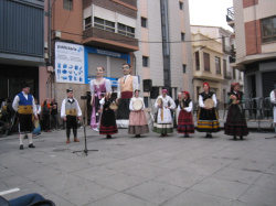 Borriana en Dansa va reviure la novena edici� amb una desfilada de folklore i tradici�