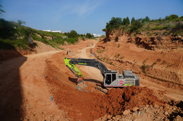 La CHJ refuerza el barranco del Poyo en Torrent con 3,8 millones y siete kil�metros de intervenci�n