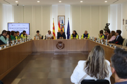 Vila-real reconeix al Club Tritons el seu t�tol absolut mascul� en el Campionat d'Espanya de Nataci�