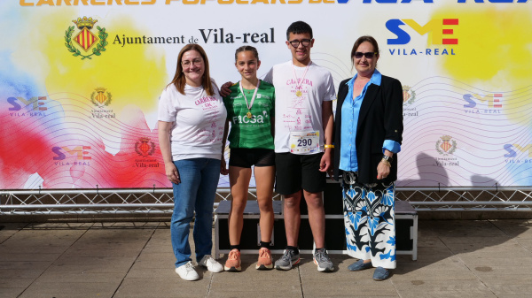 La 5K Rosarieres, incluida en el Circuit de Carreres Populars de Vila-real, supera los 700 inscritos; ganan Carlos Folch Bord�s y Rosa Peguero Cadaval
