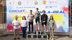 La 5K Rosarieres, inclosa en el Circuit de Curses Populars de Vila-real, organitzada pel Servei Municipal d'Esports (SME), va reunir m�s de 700 inscrits; guanyen Carlos Folch Bord�s i Rosa Peguero Cadaval