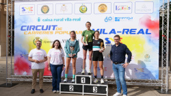 La 5K Rosarieres, inclosa en el Circuit de Curses Populars de Vila-real, organitzada pel Servei Municipal d'Esports (SME), va reunir m�s de 700 inscrits; guanyen Carlos Folch Bord�s i Rosa Peguero Cadaval