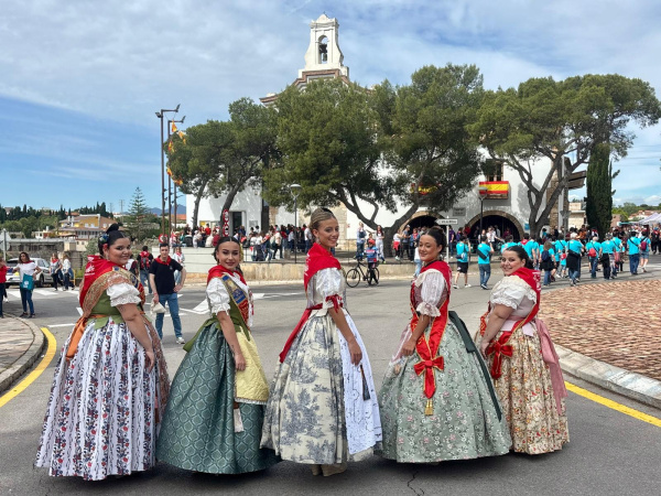 miles-de-almassorins-arropan-a-santa-quiteria-en-una-romeria-multitudinaria-y-emotiva