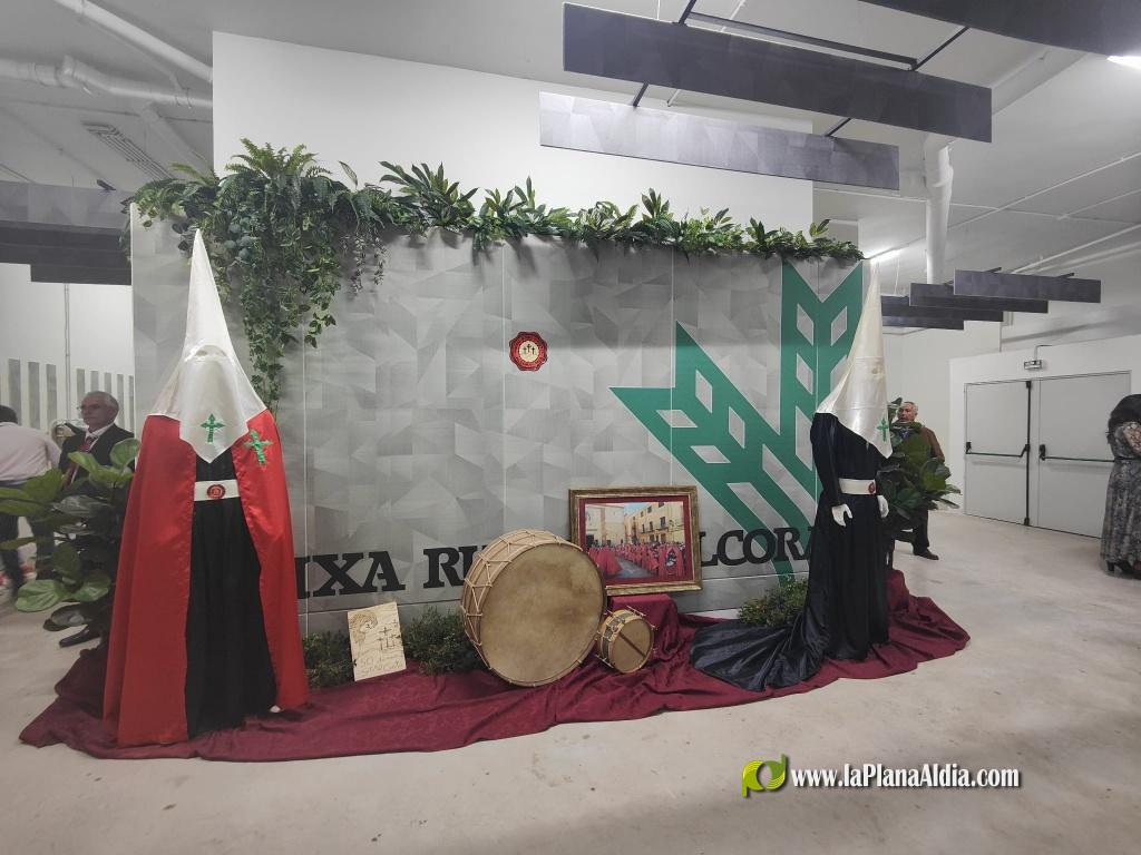 Lleno total en el Auditorio de la Caixa Rural alcorino por el 50 aniversario de la Hdad del Cristo