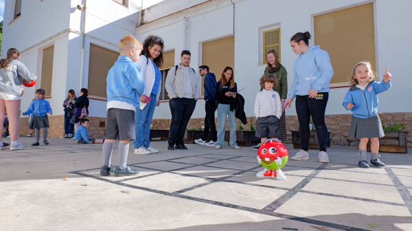 Fundación Flors acoge a profesorado internacional en el marco del Erasmus+ PRAISE