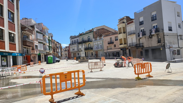 cabanes-invertira-mas-de-300-000-euros-en-la-reurbanizacion-de-la-plaza-els-hostals-y-la-calle-la-cava-y-ampliara-la-zona-peatonal