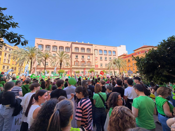 Joves PV Comarques del Nord respalda la huelga indefinida del profesorado y denuncia el deterioro de la educaci�n p�blica
