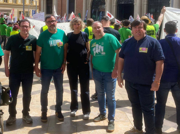 Compromís respalda la huelga educativa y acusa a Begoña Carrasco de guardar silencio ante el clamor de toda la comunidad educativa