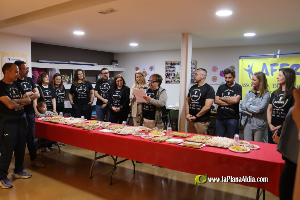 Vila-real conmemora el Dia Mundial de la Fibromi�lgia; la pluja susp�n la marxa i la dirigeix a la seu d'Afervil