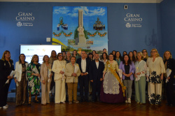 La recepci� a les reines de Vila-real reuneix 24 candidats i rende homenatge a 78 regnats
