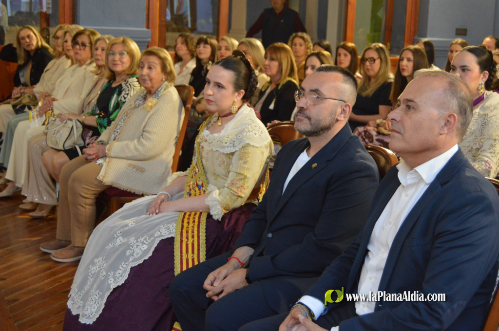 La recepci� a les reines de Vila-real reuneix 24 candidats i rende homenatge a 78 regnats