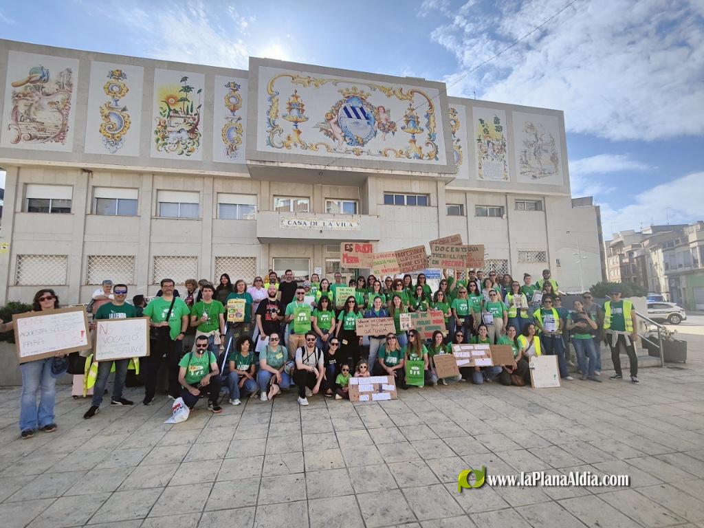 Numerosos profesores de Alcora participan en la Huelga Educativa de la Comunitat Valenciana